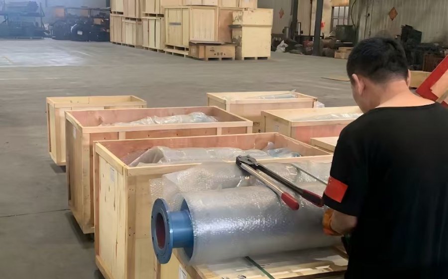 成品仓库及包装
