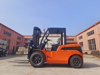 青岛合众重工小5吨内燃叉车焕新登场 扎实数据赋能重型搬运 【新闻稿摘要】