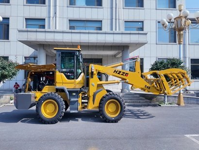 抢抓多元工况市场 青岛合众948上四下五抓夹装载机实力出圈