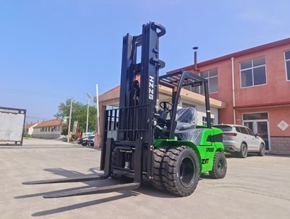 合众3.5吨锂电叉车CPD35正式发布