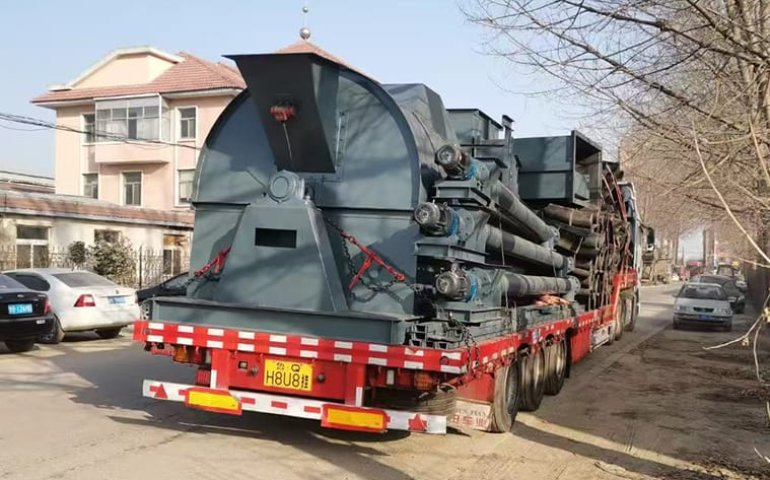 80吨粘土砂管线运往中国福建省