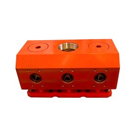 Plunger pump fluid end