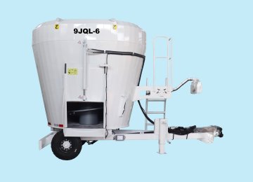 牵引式单螺旋TMR搅拌机