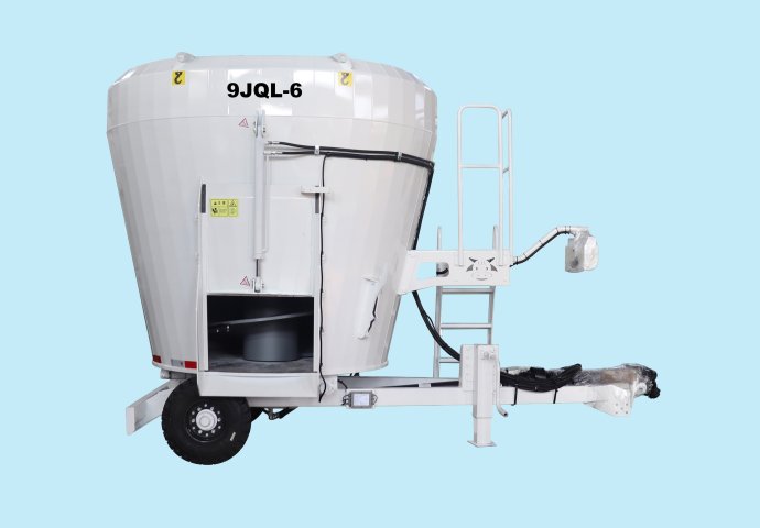 牵引式单螺旋TMR搅拌机