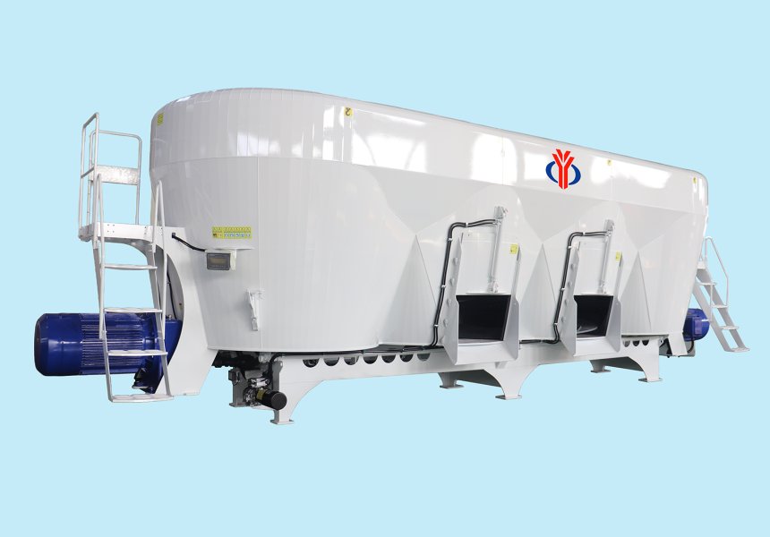 固定式四螺旋TMR搅拌机