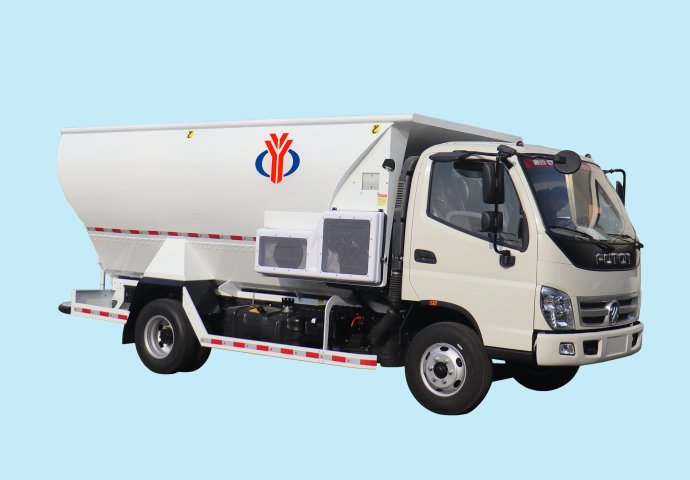 8方撒布车（抛沙型）